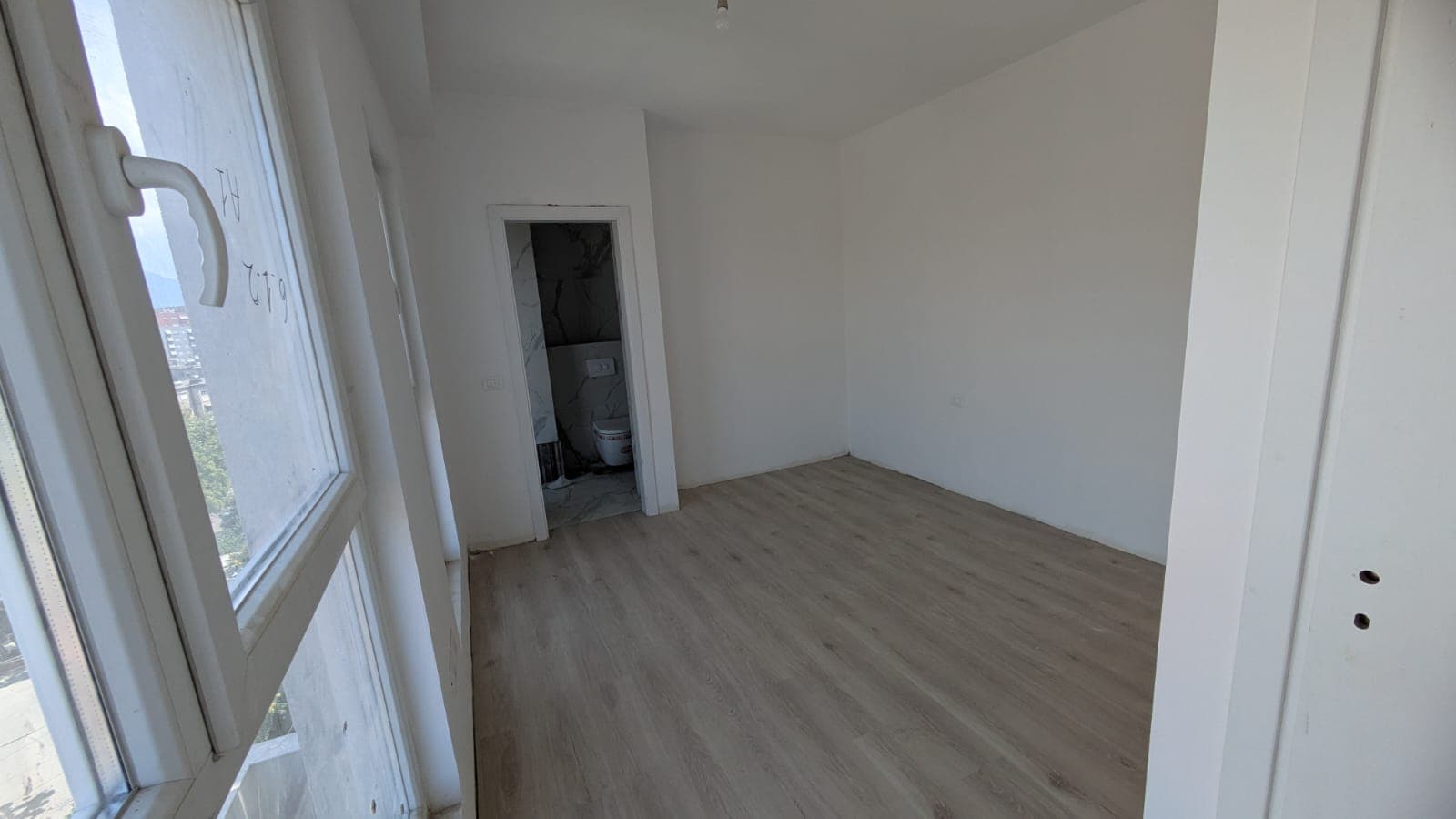 Apartament 2+1+2 Për Shitje në Laprakë, Tiranë - 200,000€ | 117.5 m²