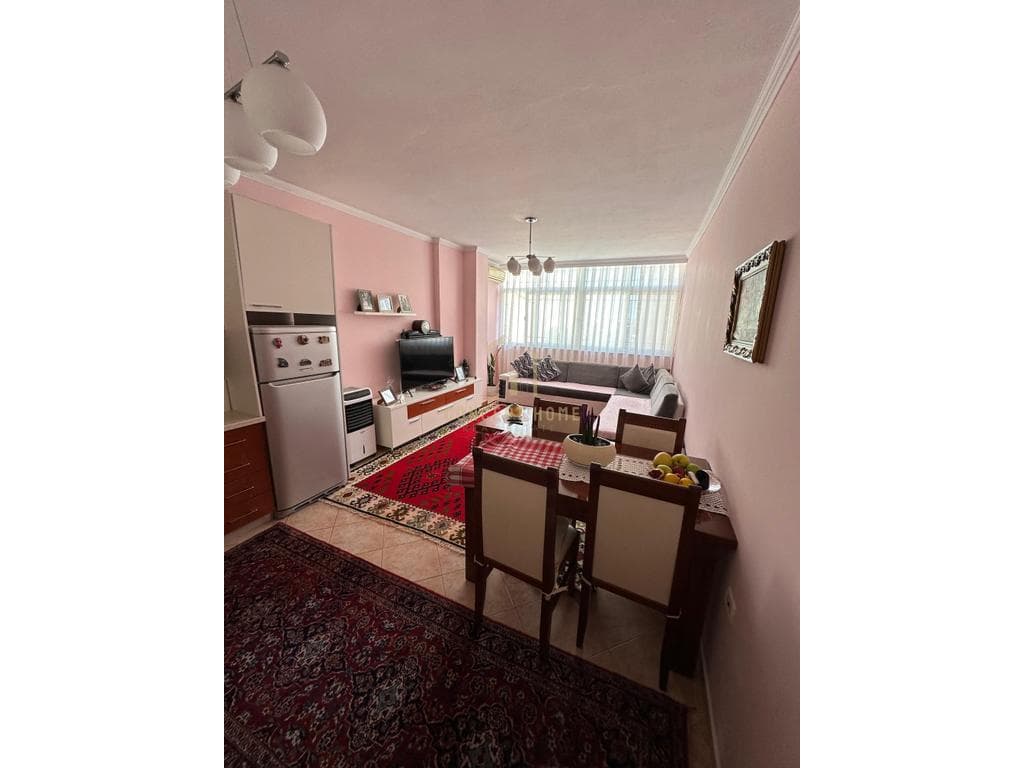 Apartament 2+1 për Shitje tek Komuna e Parisit, Tiranë - 175000€ | 74.6 m²