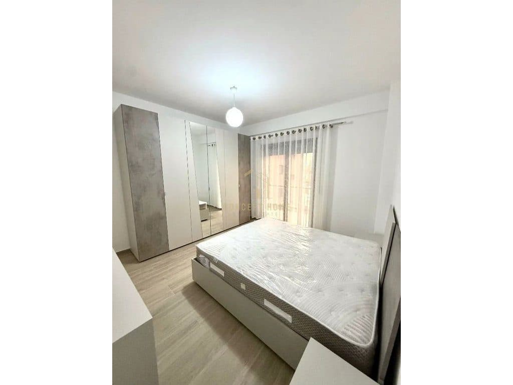 Jepet me qera apartament 2+1+2+2 ne Astir 3