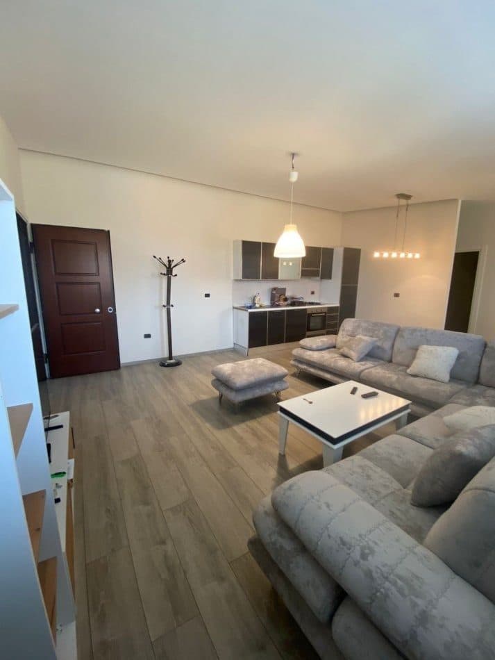 Jepet me qera apartament 1+1 tek Ish Fusha Aviacionit 3