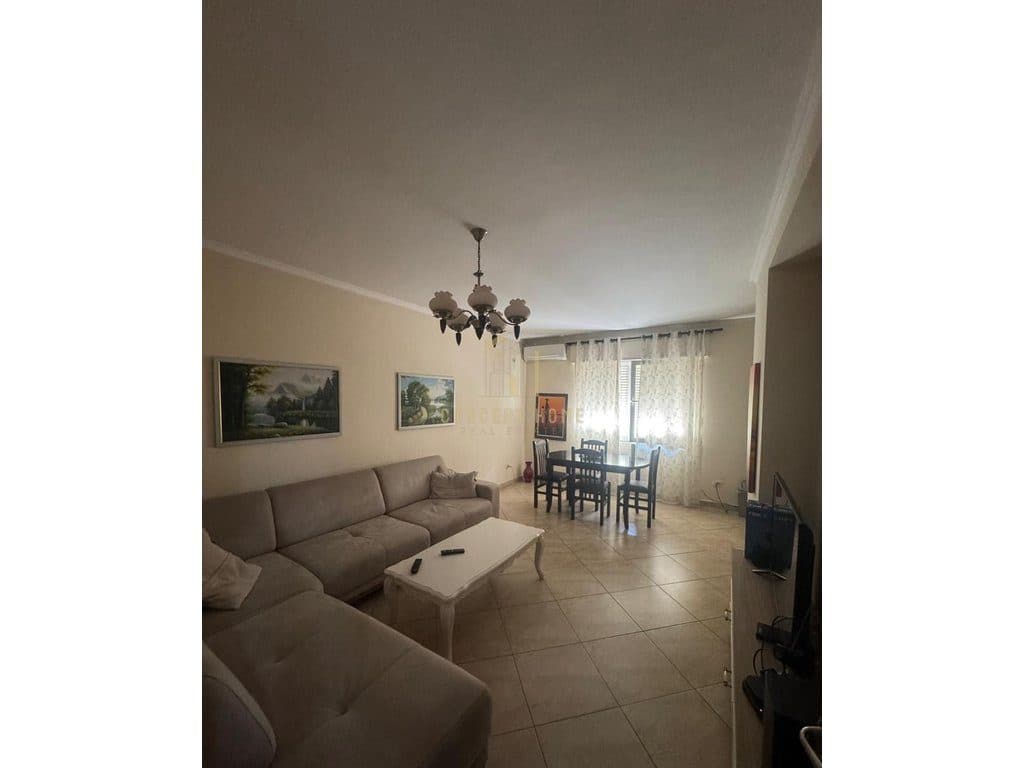 Jepet me qera apartament 2+1 ne Don Bosco/Cmimi: 65.000 ALL 2
