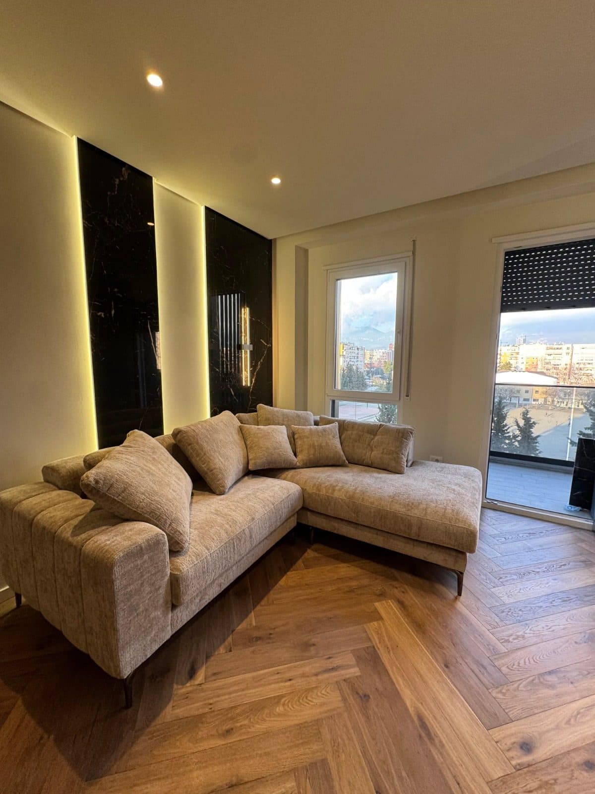 Jepet me qera apartament 2+1+Parkim ne Don Boko