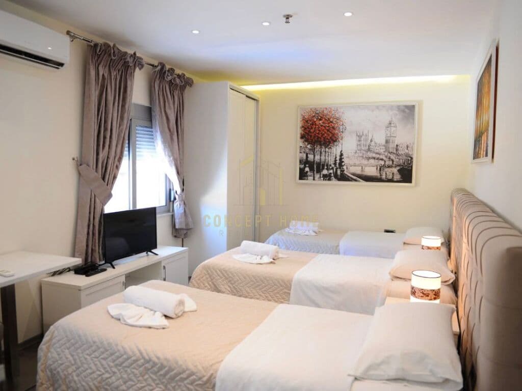 Shitet Hotel ne qender te Tiranes 3