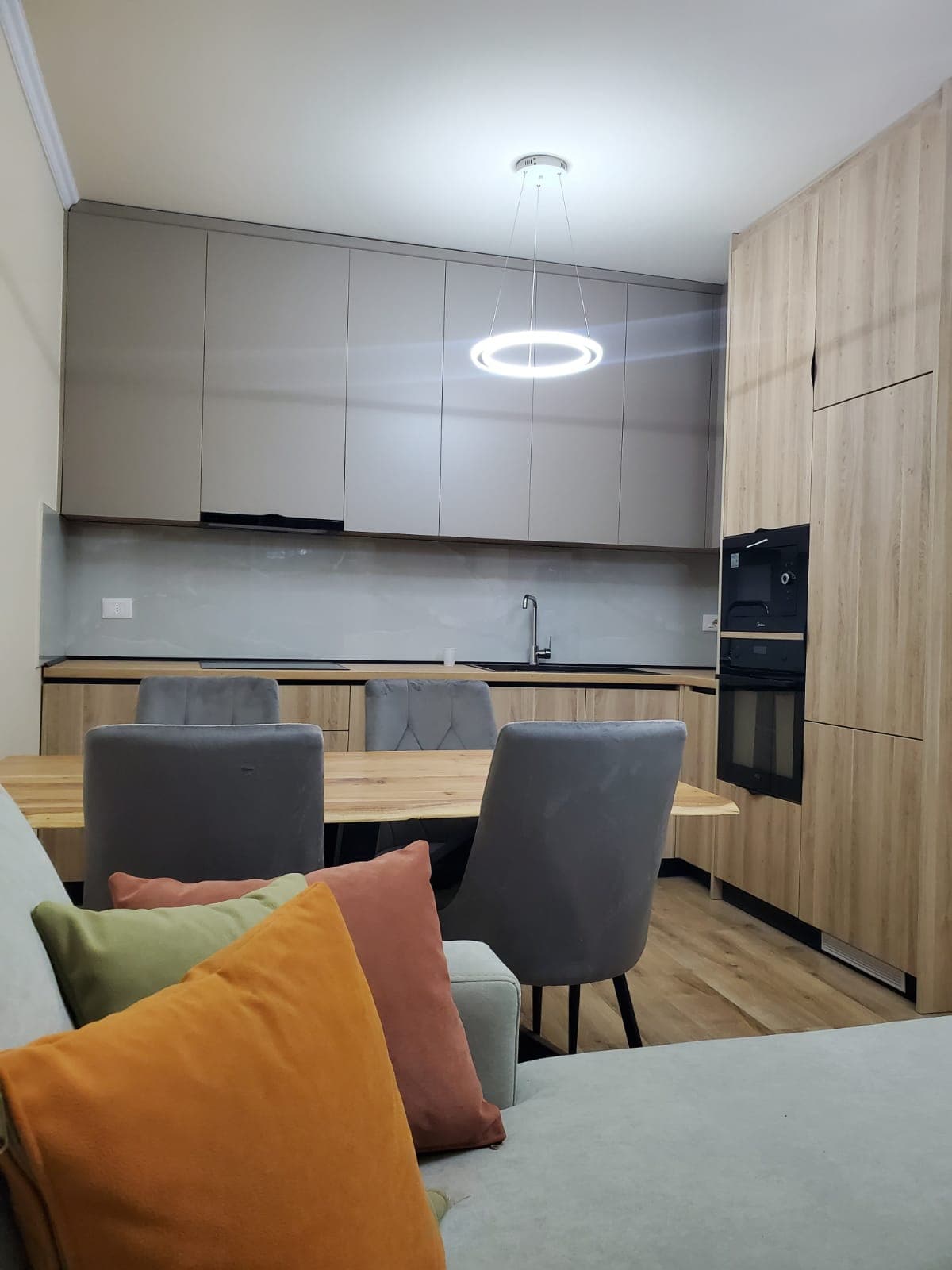 Apartament 1+1 Me Qira në Liqeni i Thatë, Tiranë - 1000€ | 70 m² 3