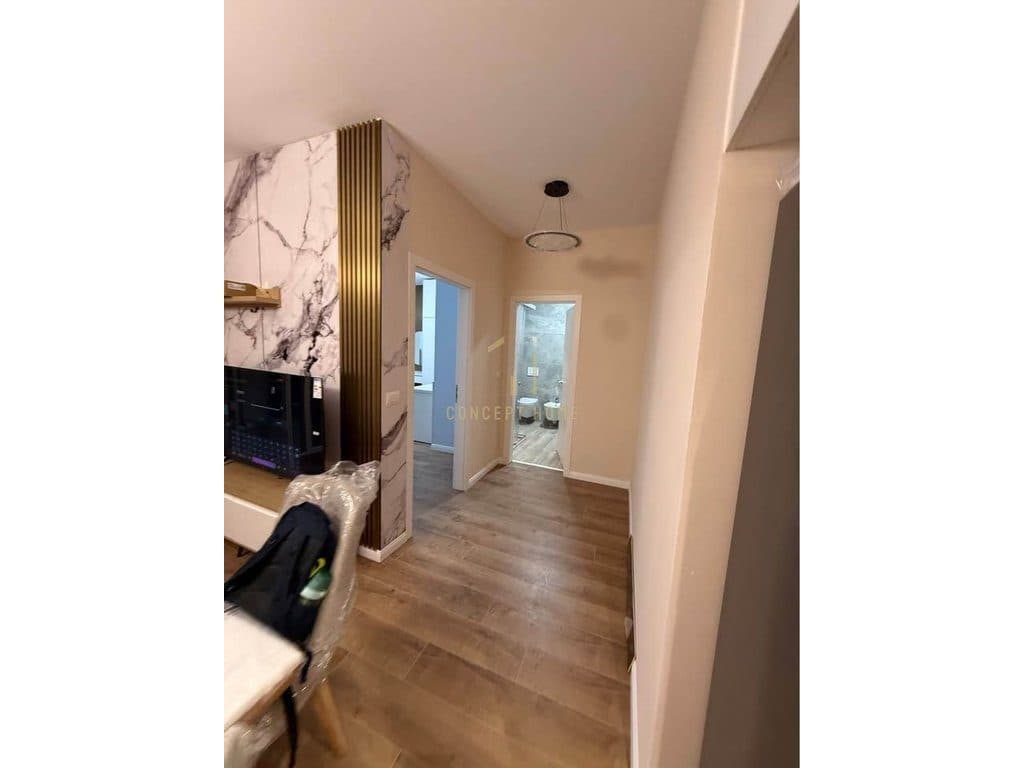 Jepet apartament 1+1 me qera te Zogu i Zi Rruga e Durrsit/Zogu i 2