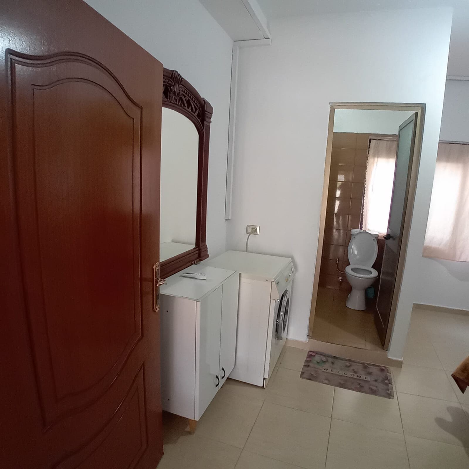 Jepet me qira Apartament 1+1 Tek Rruga “5 Maji”