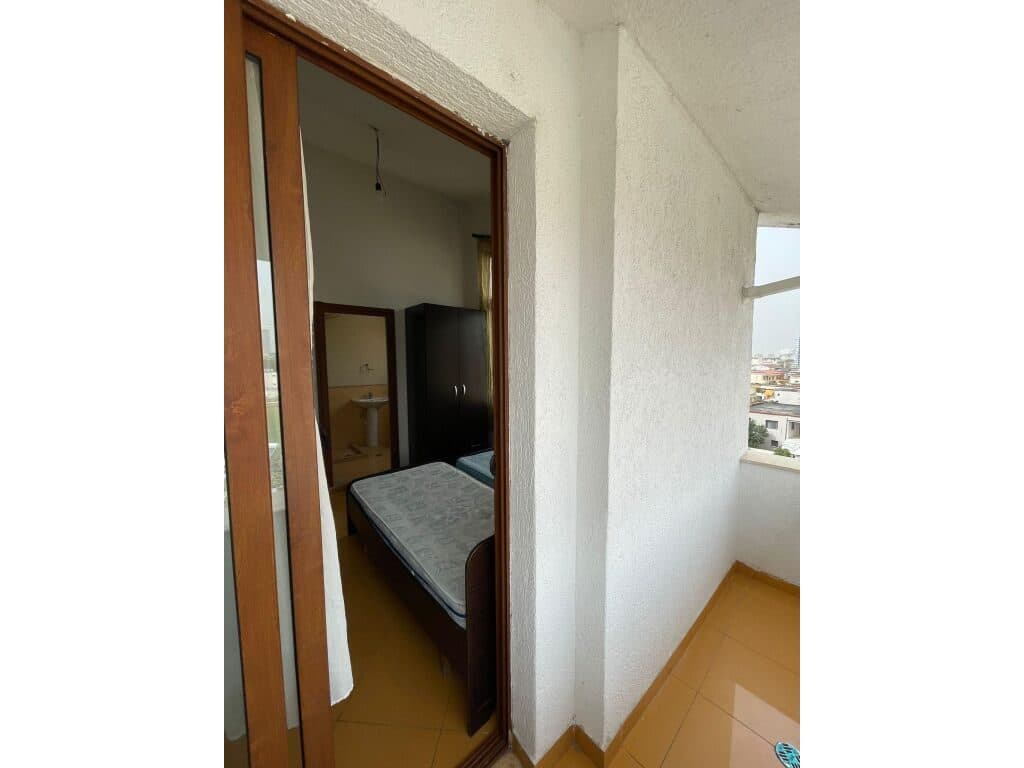 Jepet me qera Apartament 1+1 tek 21 Dhjetori 4