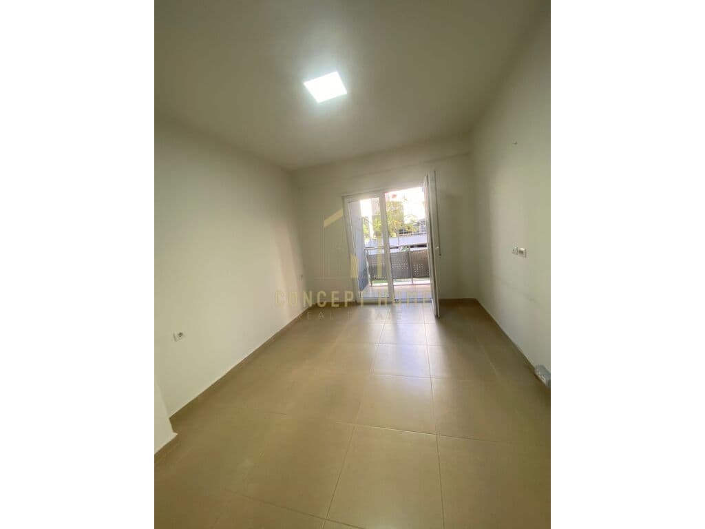 Jepet Zyre me qera 2+1 Rruga e Kosovarve / 1000 Euro 4