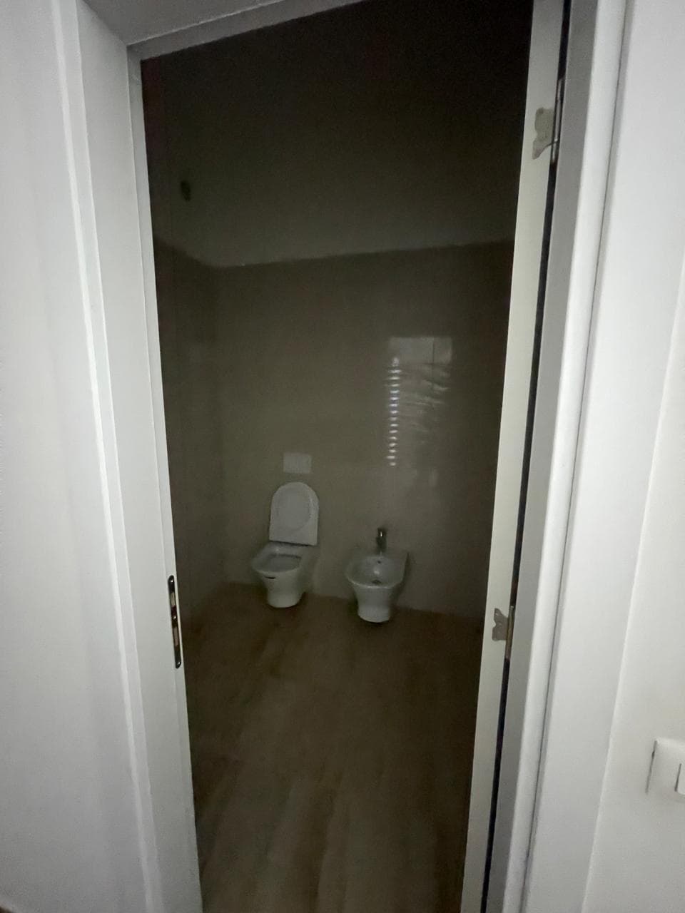 Apartament 2+1+2 Me Qira tek Farmacia 10 (Kompleksi Arlis), Tiranë - 620€ | 118 m² 3