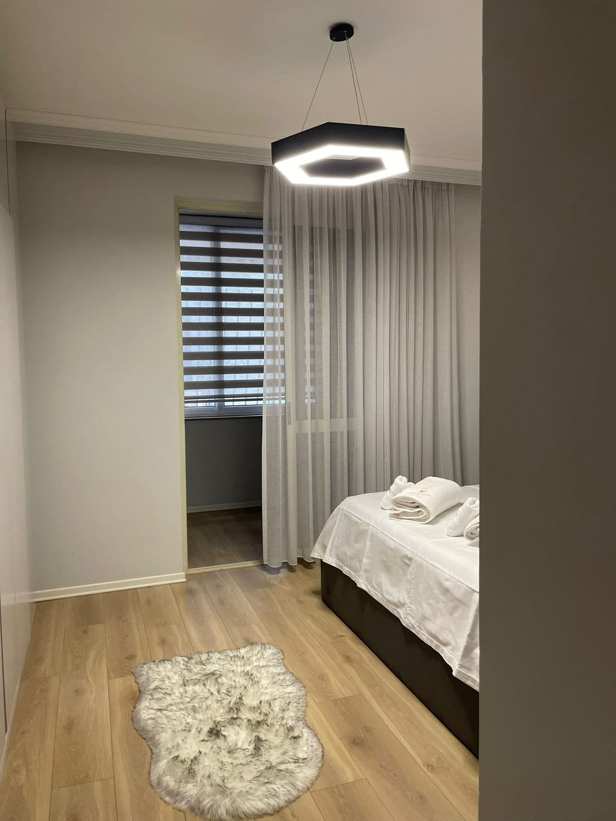 Jepet me qera Apartament 1+1 ne Bllok