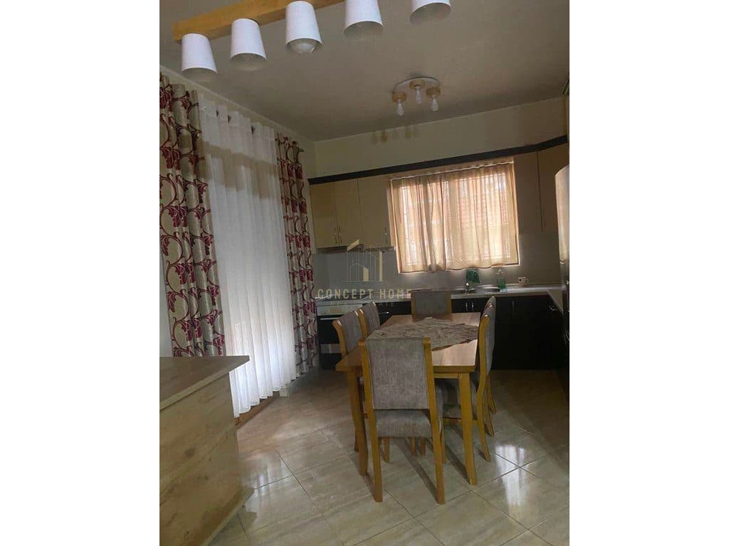 Jepet me qera apartament 3+1+2 ne 4