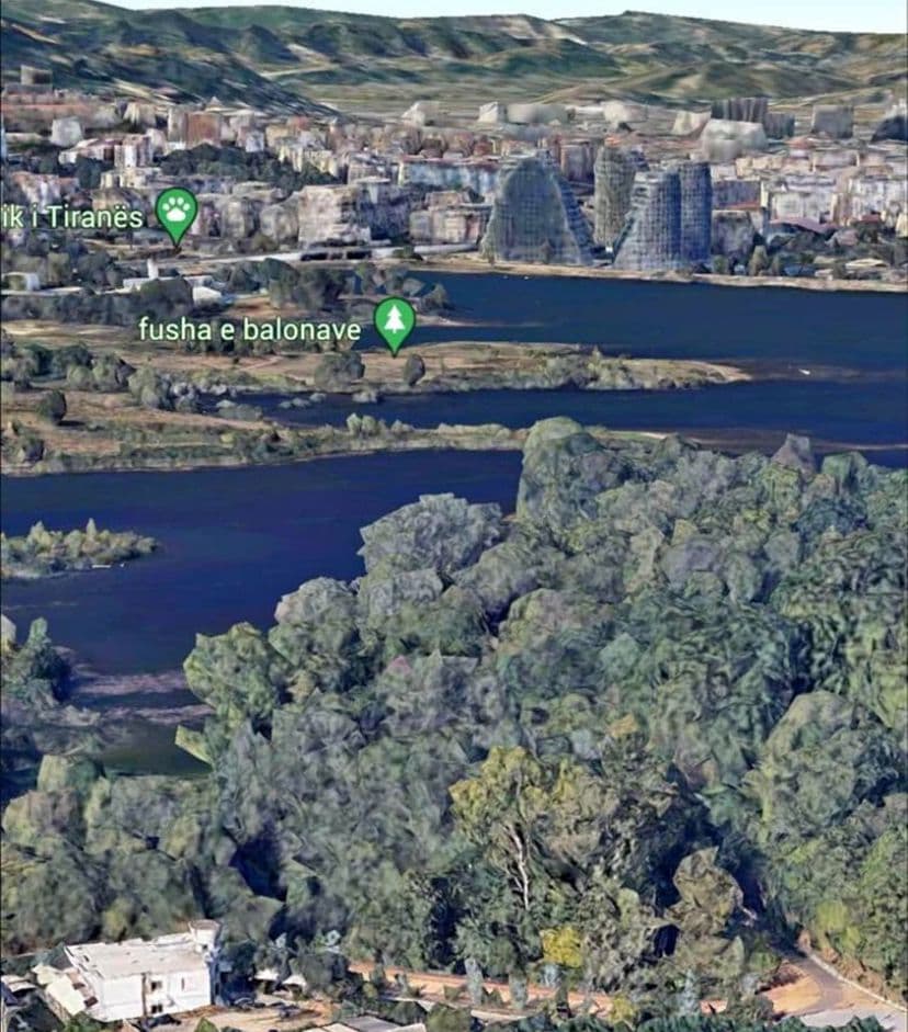 ? Shitet toke te Liqeni Artificial i Tiranes