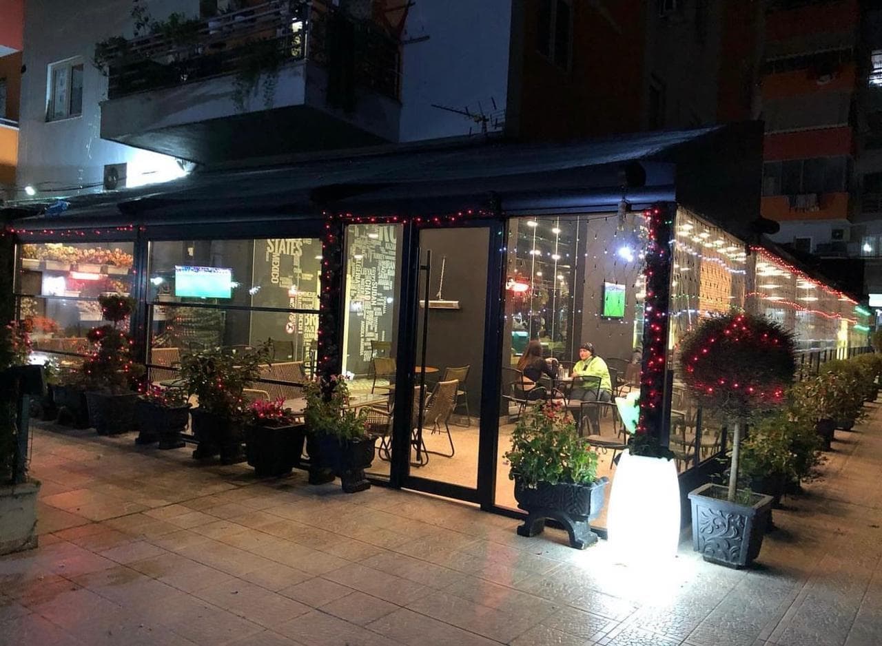 Bar/Kafe me Verande në Shitje - Rruga Jordan Misja, Tiranë