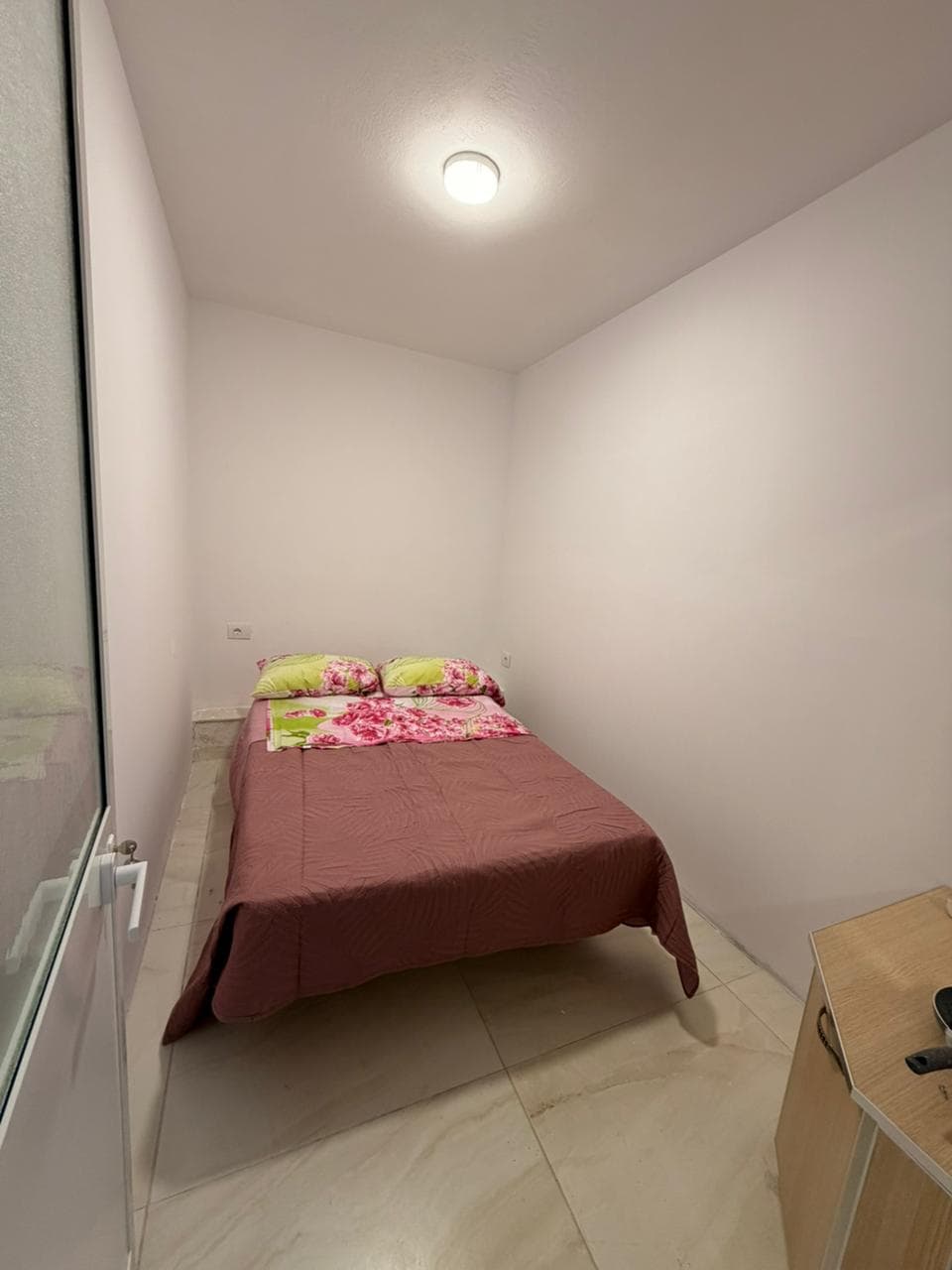 Shitet apartament 1+1 ne Fresk 4