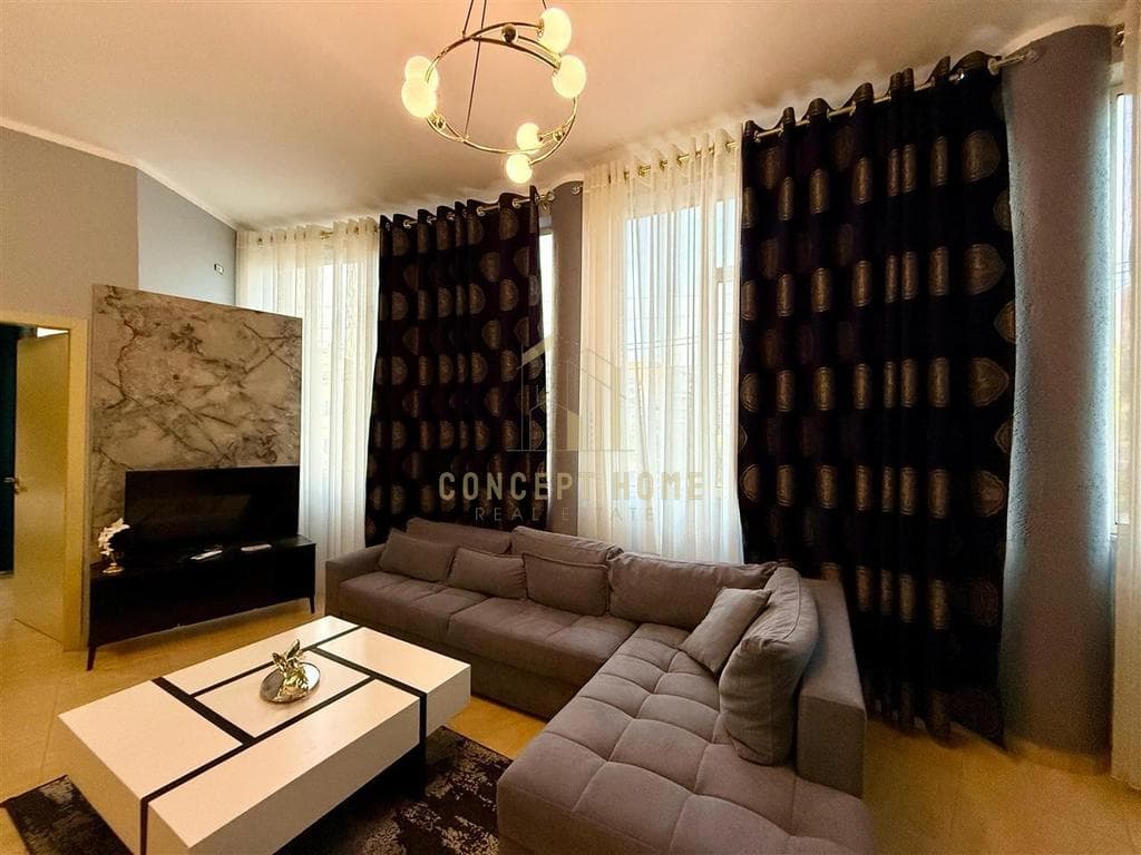 Jepet me qera apartament 1+1 ne 4