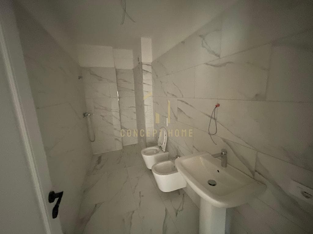 Shitet apartament 2+1 ne Kamez, Venatino 2 Residence/101.650€ 2