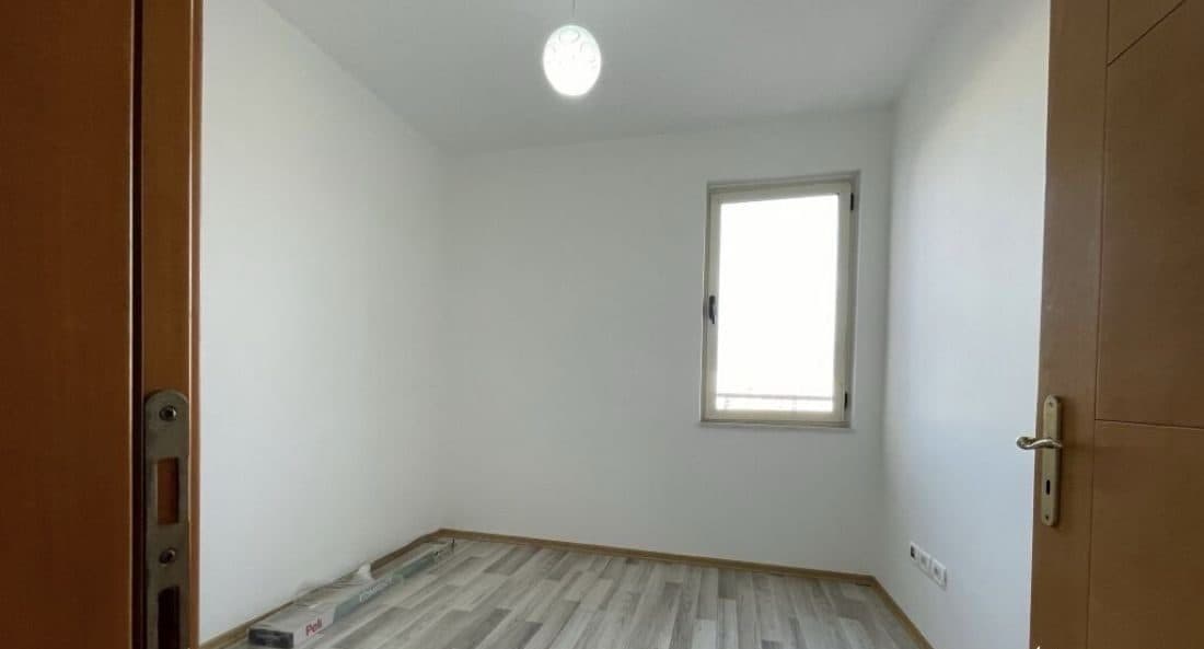 Shitet Apartament 2+1 ne Yzberisht 2