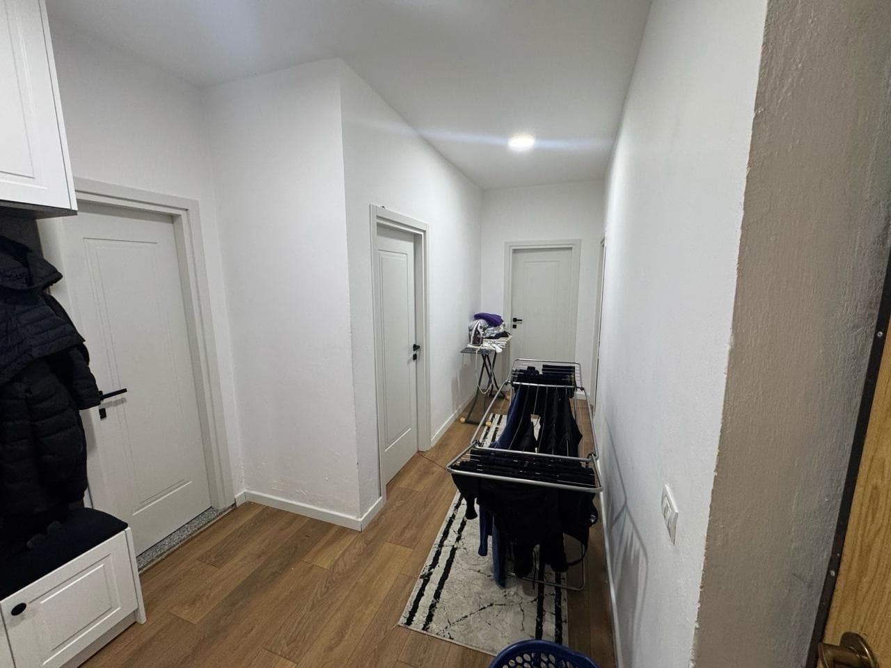 Shitet apartament 2+1 ne Porcelan 4