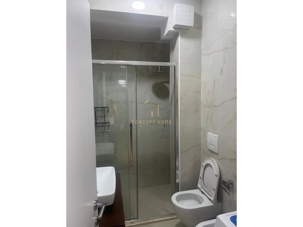 Jepet me qera apartament 2+1+2 tek 4