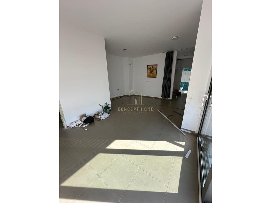Apartament 1+1 Me Qira Për Zyra tek Zogu Zi "Ring Center" , Tiranë – 1000€ | 85 m² 3
