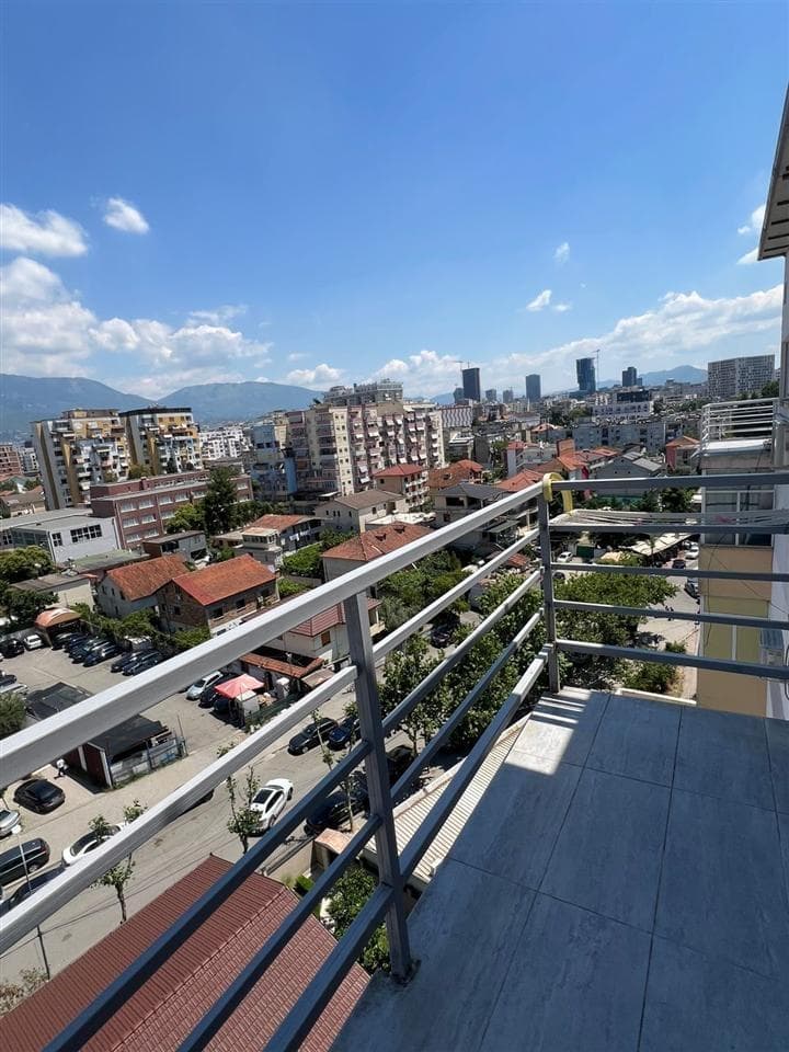 Jepet me qera apartament 2+1 ne Don Bosko 3