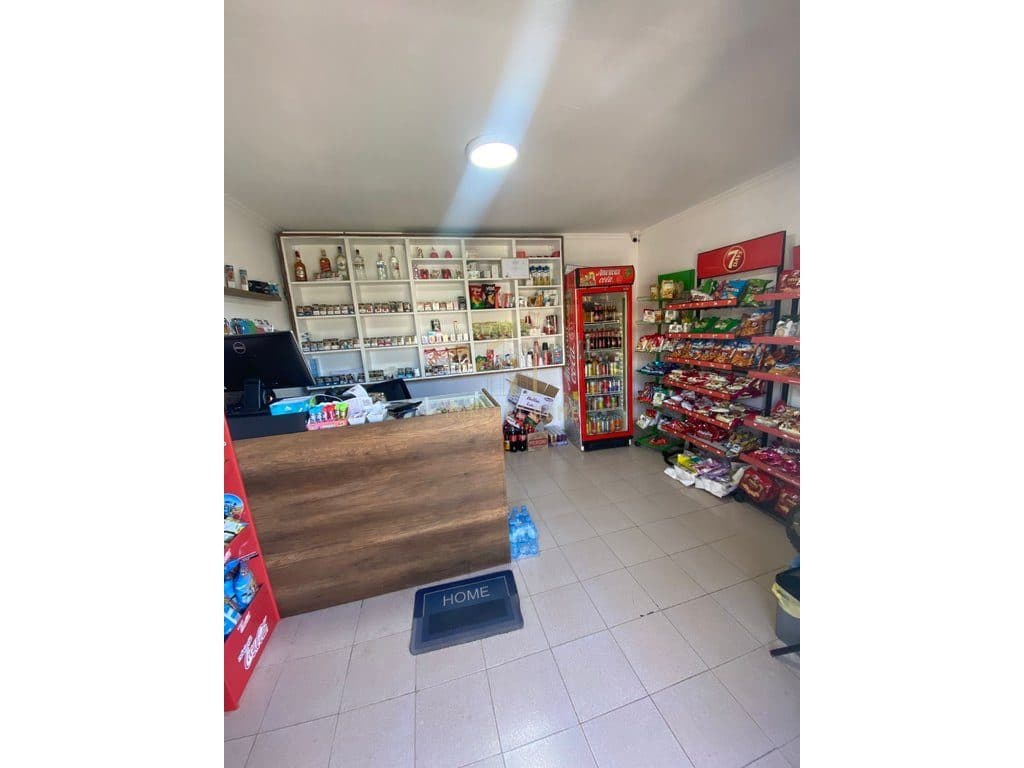 Shitet biznes i ngritur Tabachino, Laprakë/400€ qera, 3500€ shitje