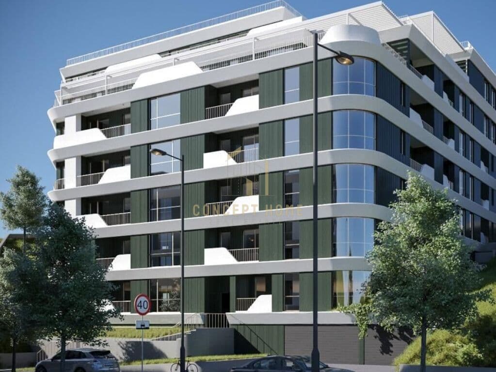 Shitet Apartament 1+1 tek Liqeni i Thate 1