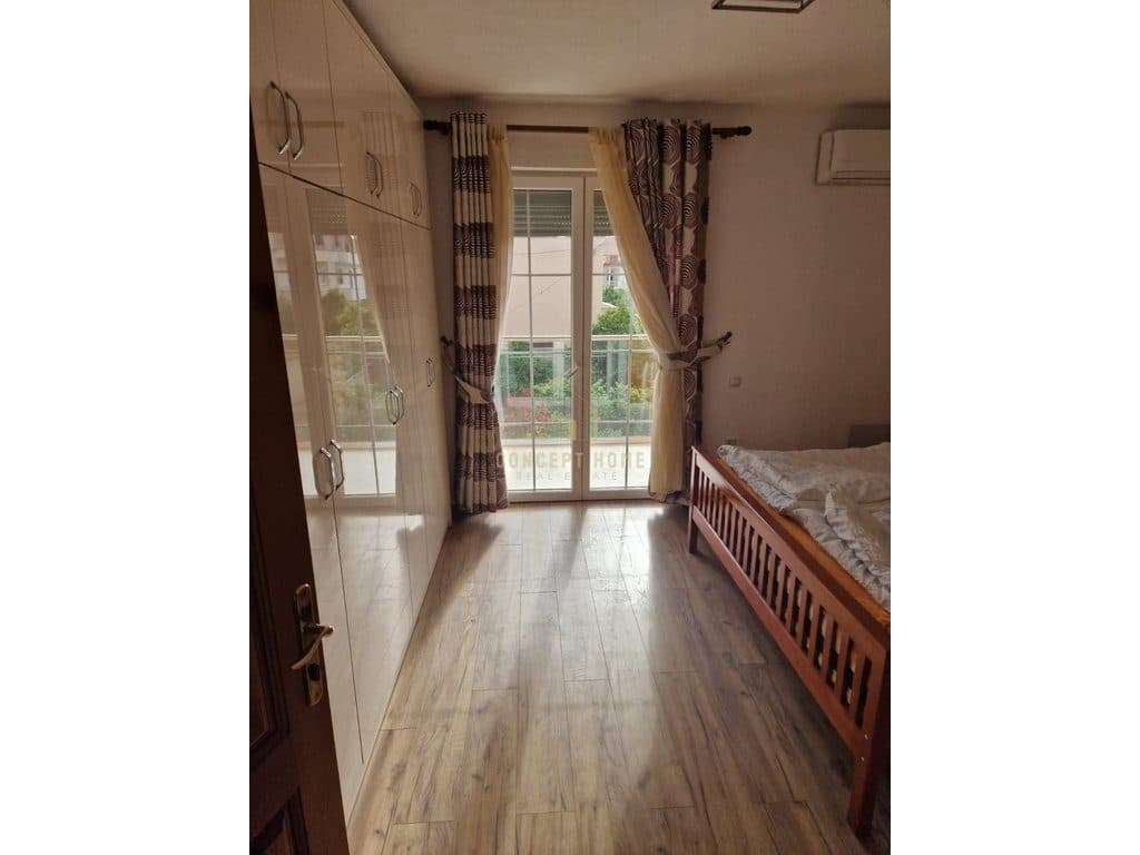 Apartament 2+1 me Qira në Rruga 5 Maji, Tiranë - 530€ | 100 m²