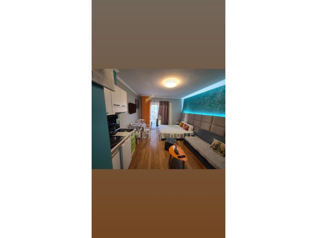 Shitet Hotel ne Qender te Tiranes 3