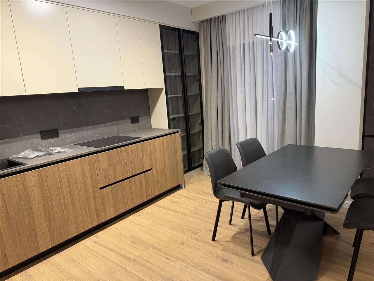 Jepet me qira Apartament 3+1 ne rezidencen - Kodra e diellit 2