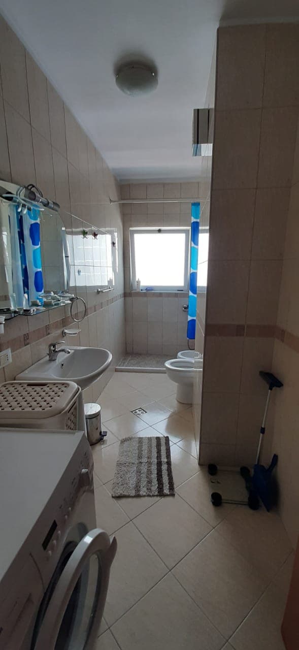 Jepet me qera apartament 2+1+2 Te Komuna Parisit,Kika 1