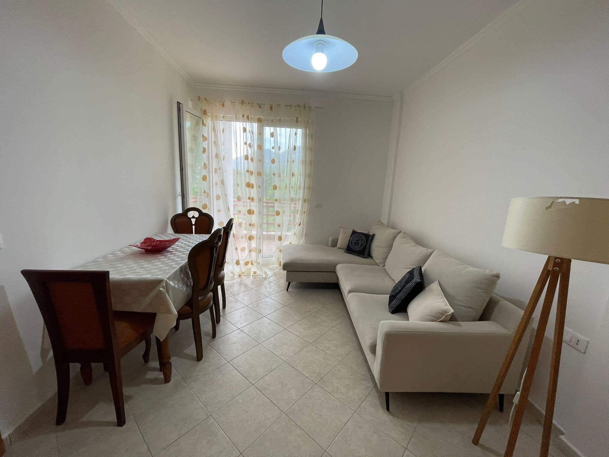 Shitet apartament 1+1 Ne Fresk/68.000