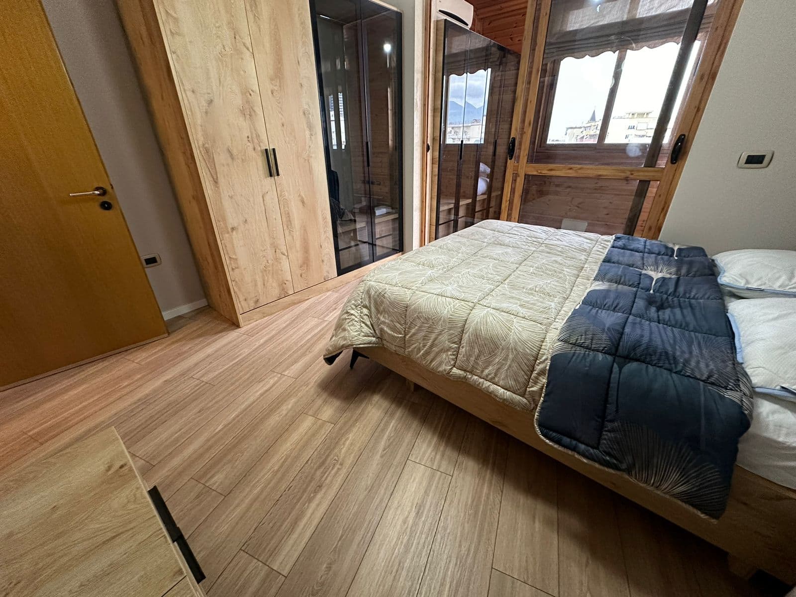 Shitet apartament 2+1+2 ne Myslym shyr 2