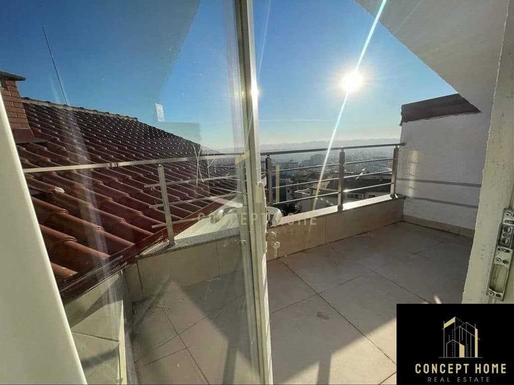 Shitet apartament duplex ne Fresk 2