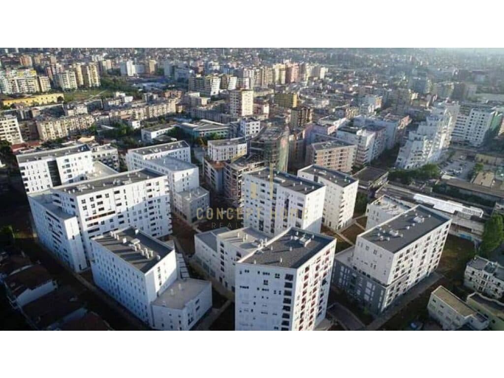 Shitet Ambient Biznesi, tek 21 Dhjetori