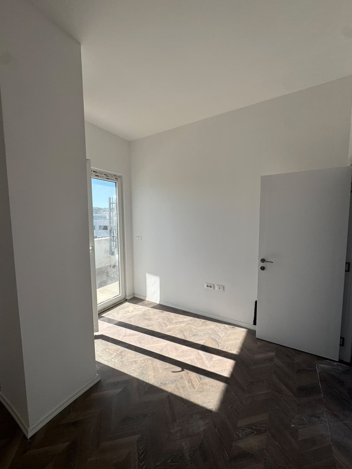 Shitet Apartament 1+1 Astir “Bulevardi Migjeni”