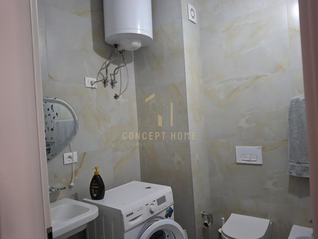 Jepet me qera apartament 1+1 & post parkimi ne Ali Dem 2