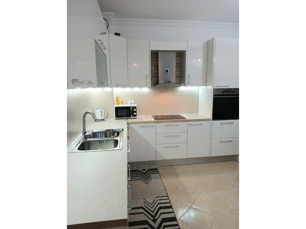 Apartament 2+1 Me Qira në Fresk, Tirana - 520€ | 97 m² 2