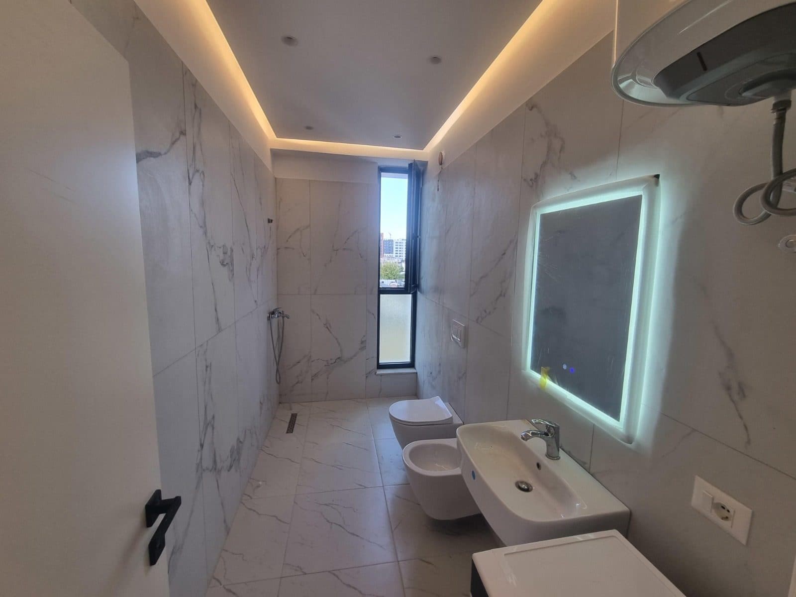 Jepet me qera Apartament 1+1 tek Jordan Misja 4
