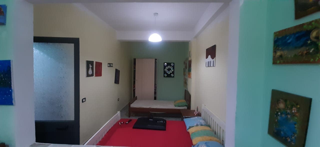 Shitet apartament 1+1 Ne Durres