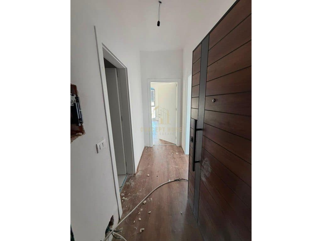 Shitet apartament 1+1 ne Institut prane UBT/ 84.5ilion leke 2