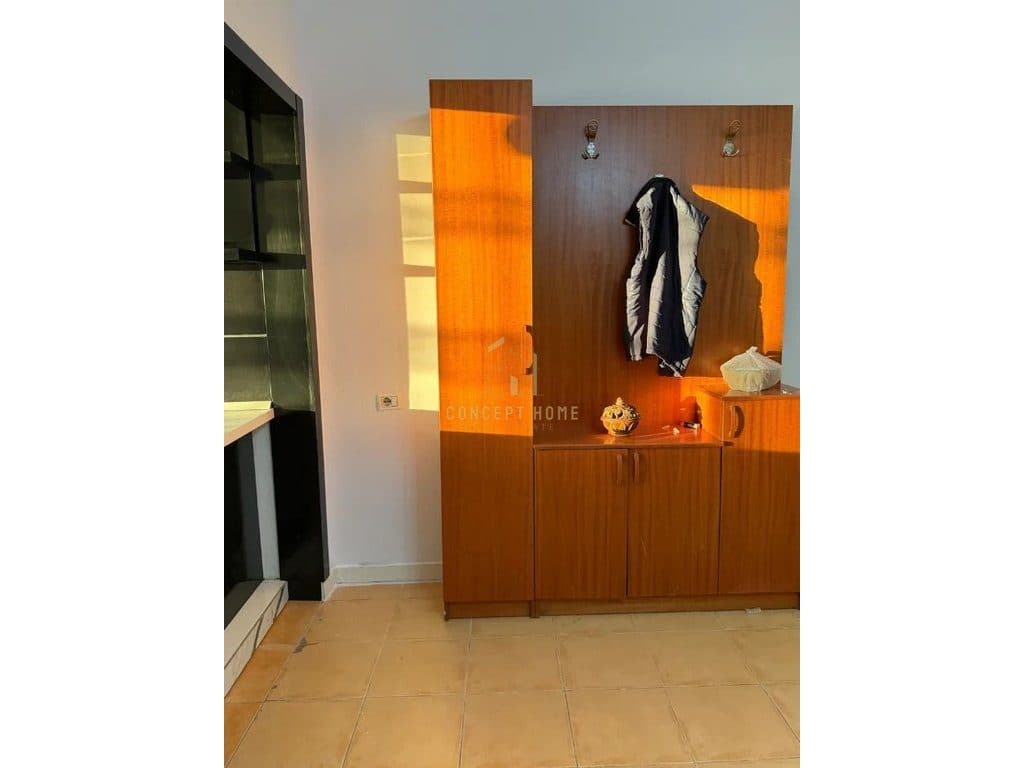 Jepet me qera apartament 2+1+D tek Komuna Parisit 2