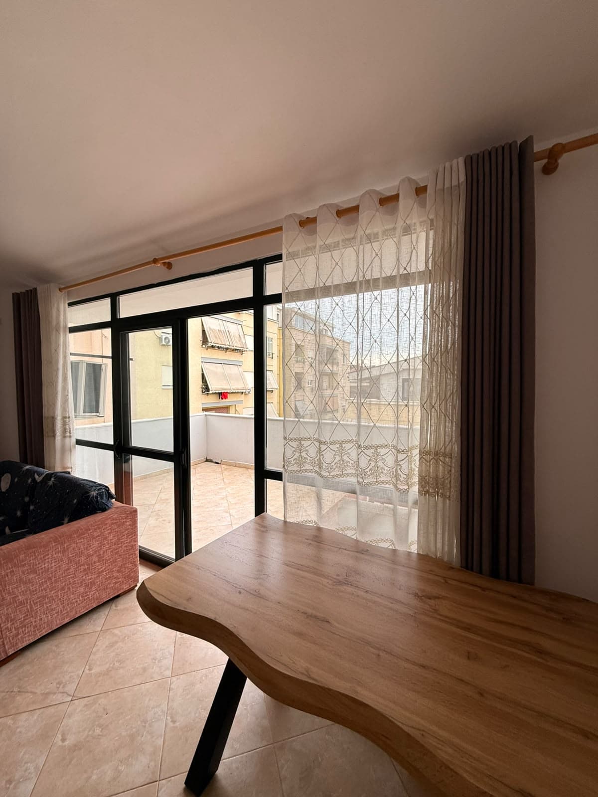 Apartament 2+1 Me Qira tek Komuna Parisit Qendra Kristal, Tiranë - 600€ | 123 m² 4