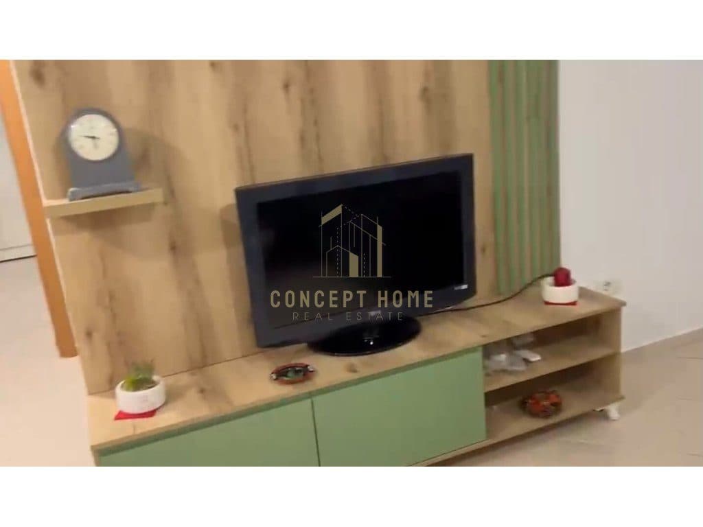 Jepet me qera apartament 2+1 tek Kthesa e Kamzes. 1
