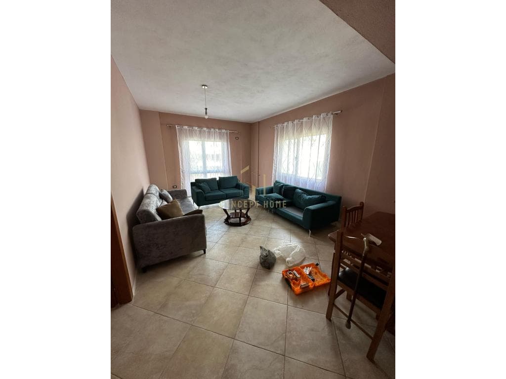 Apartament 3+1 Për Qira në Ali Demi, Tiranë - 500€ | 130 m²