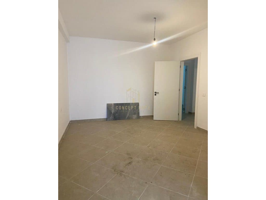 Shitet Apartament 2+1 ne Selite 3