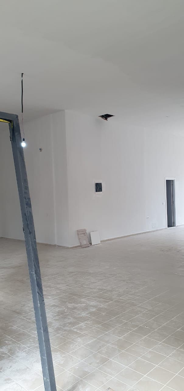 Jepet ambient me qera tek Relux Rezidence