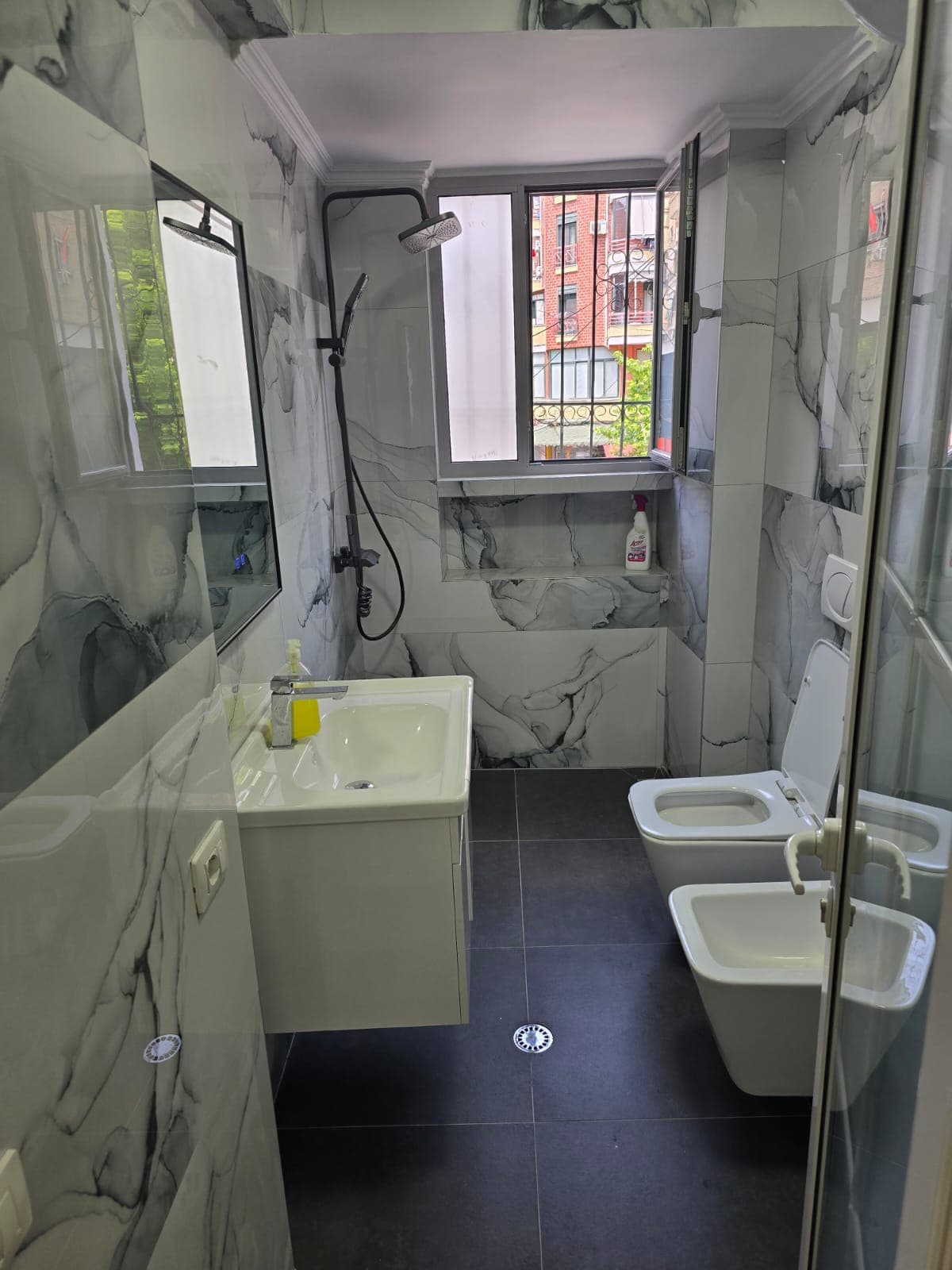 Apartament 2+1 Për Shitje tek 21 Dhjetori, Tiranë - 188,000€ | 75 m² 4