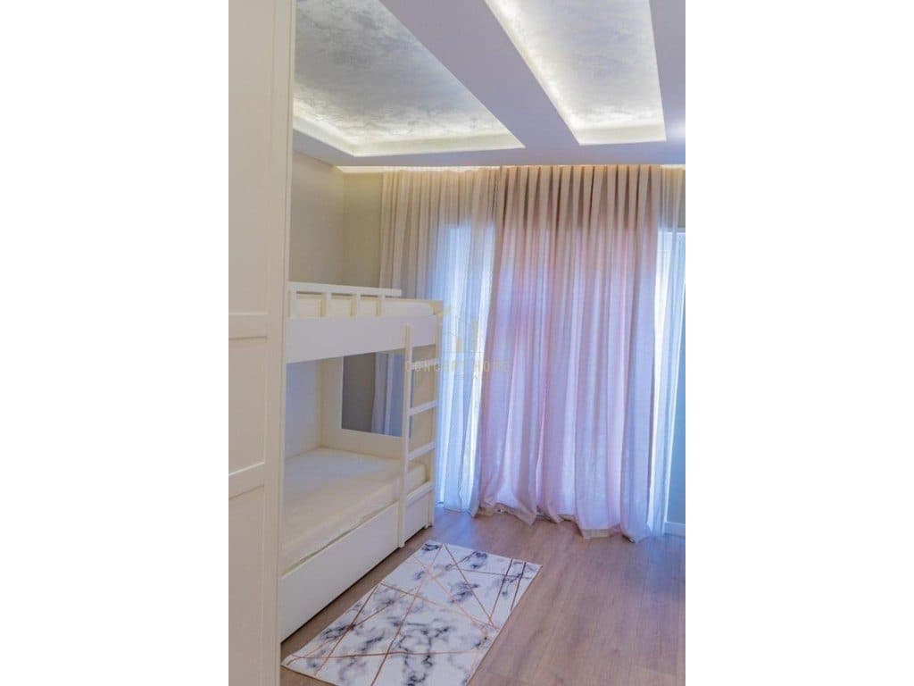 Jepet apartament me qera 2+1 tek Kodra E Diellit 2 3