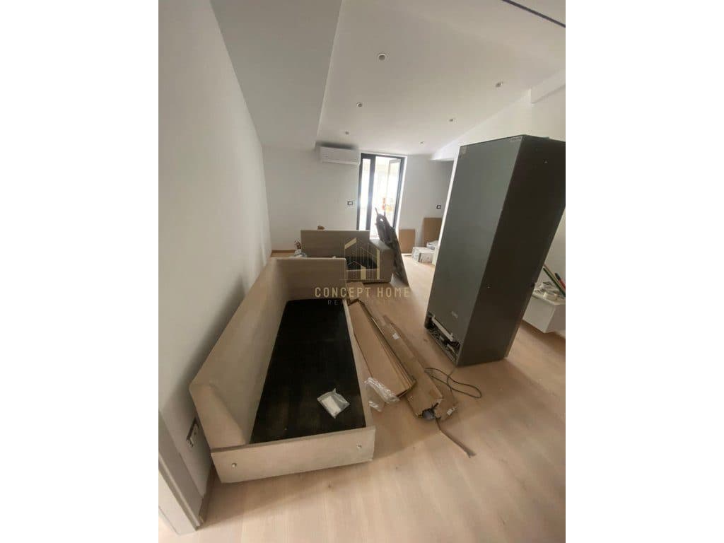 Apartament 1+1 Me Qira në Komuna e Parisit, Tiranë - 600€ | 55 m² 3